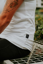 Charger l&#39;image dans la galerie, T-shirt tunic courte - Blanc