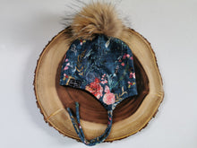Charger l'image dans la galerie, Tuque fleurie effet lin - SUR COMMANDE