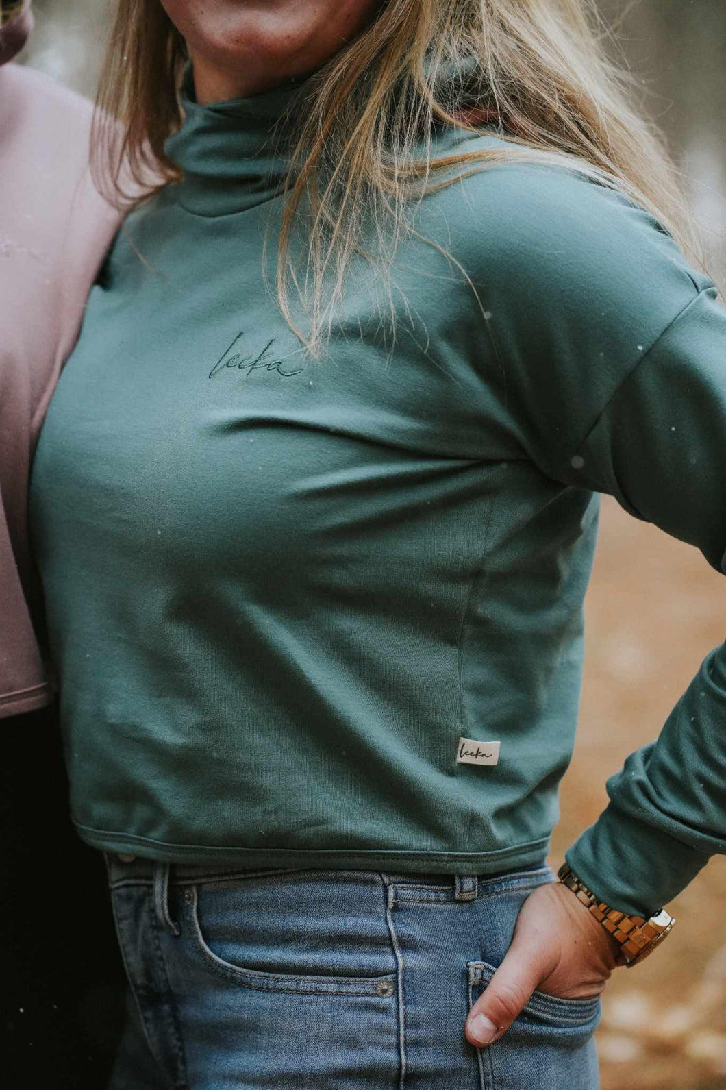Crop hoodie brodé - Doux vert
