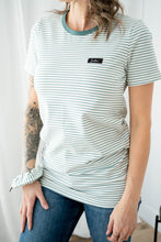 Charger l'image dans la galerie, T-Shirt Tunic courte - Blanc rayé doux vert