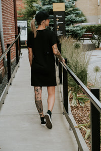 Robe à poche nomade - Noir