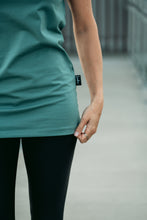 Charger l&#39;image dans la galerie, T-shirt tunic courte - Doux vert