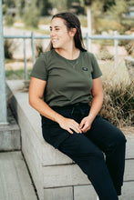 Charger l&#39;image dans la galerie, T-shirt basic - Dark kaki