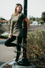Charger l&#39;image dans la galerie, T-shirt tunic courte - Dark kaki